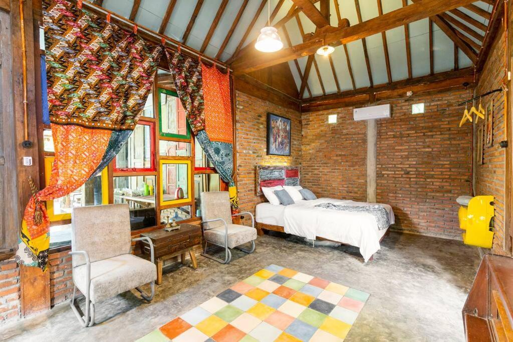 Omah Dhalang, Ethnic Java House With Nature View Hotell Jarakan Exteriör bild